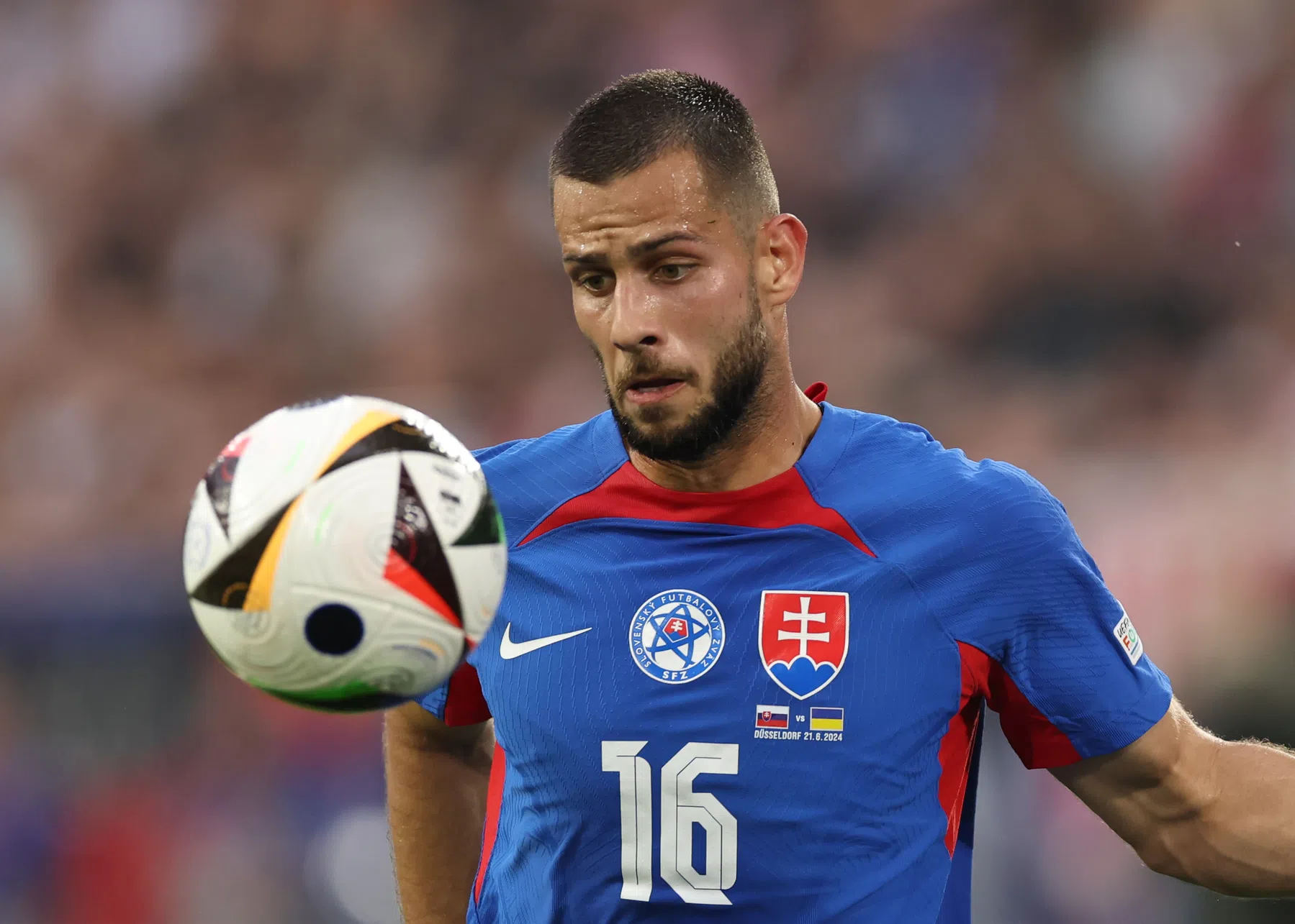 Hancko valt met blessure uit tijdens EK-duel Slowakije