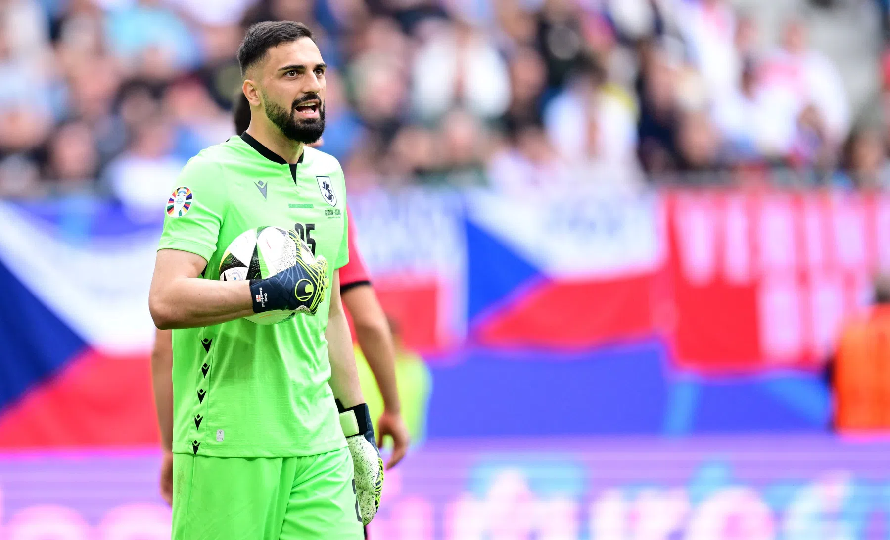 Georgische keeper brengt herinneringen terug naar schiettent van Oranje