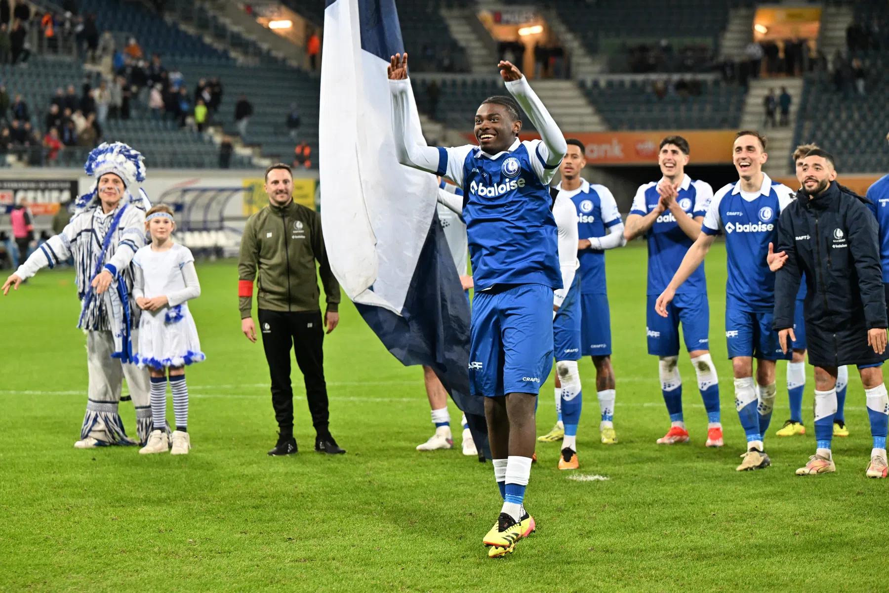 Ajax bevestigt komst gewild toptalent Mokio