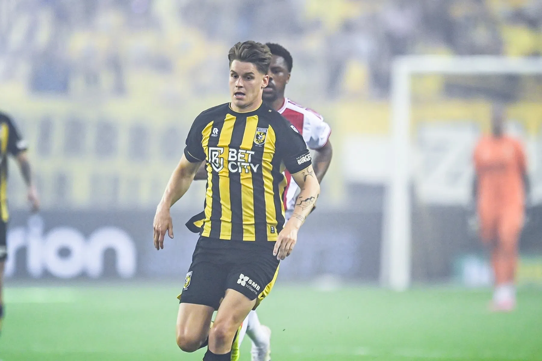 Feyenoord en Stuttgart dicht bij akkoord over Hendriks