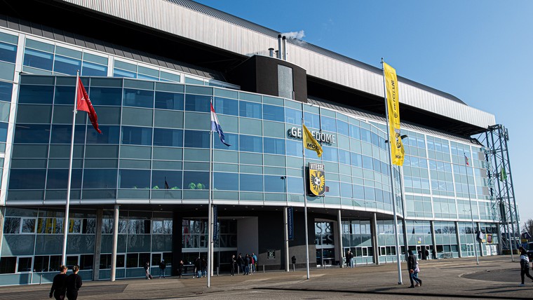 'Vitesse zit in de blessuretijd, heeft één kans en die moét erin'