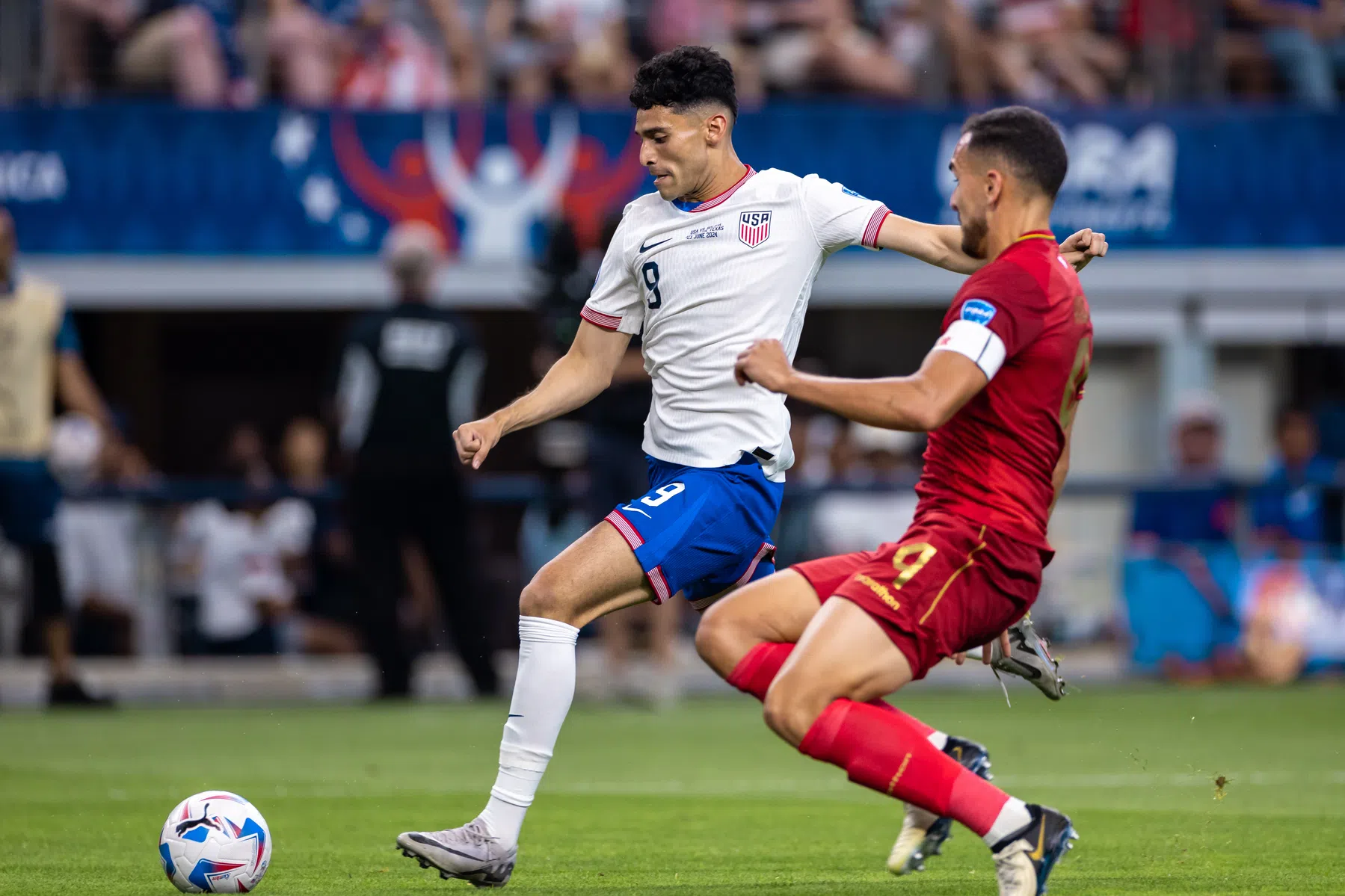 Amerikaanse PSV'ers op rand van uitschakeling, Uruguay haalt uit
