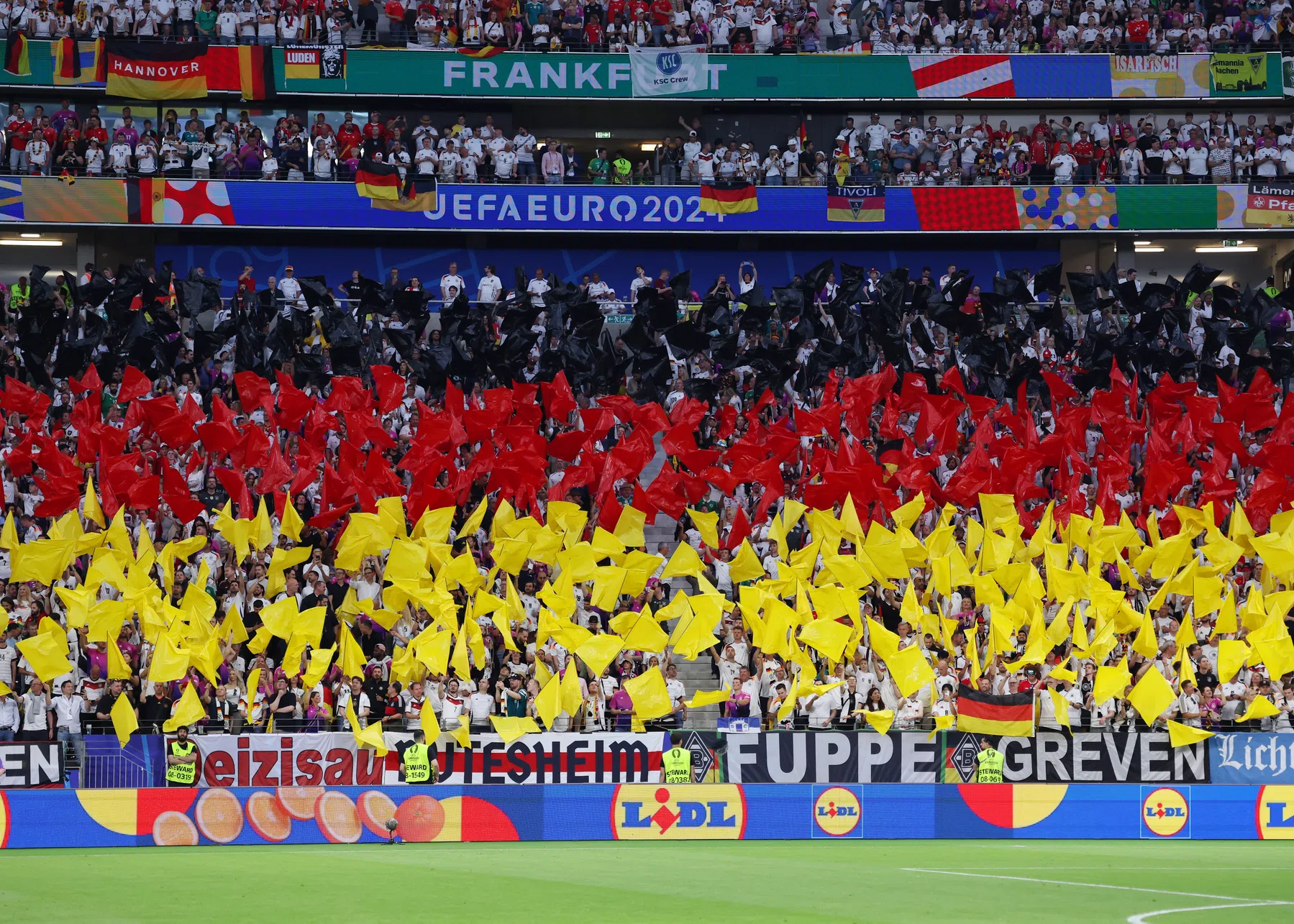 Speelt Musiala zich tegen Denemarken verder in de kijker voor de prijzen?