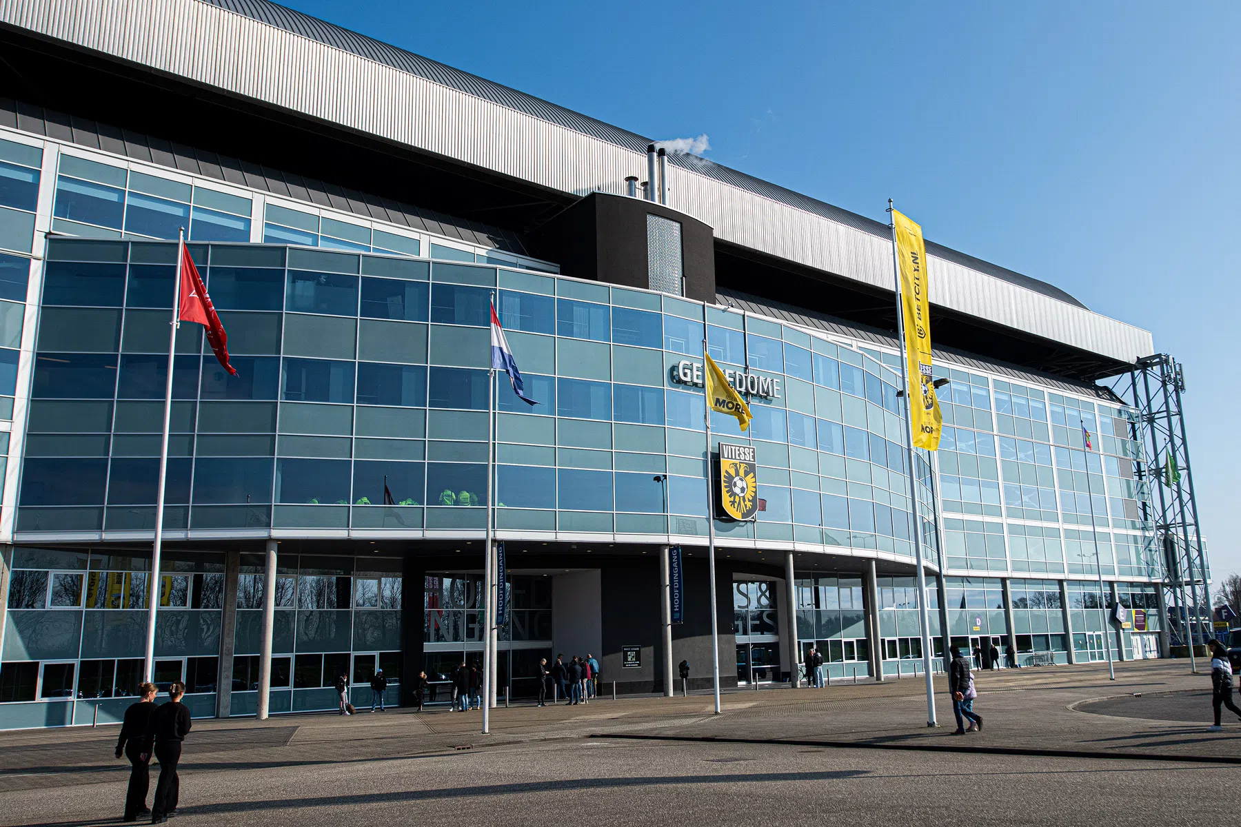 Vitesse ziet redder in nood wegvallen: proflicentie serieus in gevaar