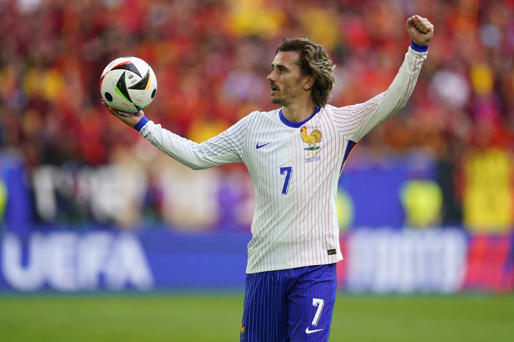 Griezmann wordt moe van kritiek op Frankrijk na 'lelijke overwinning'