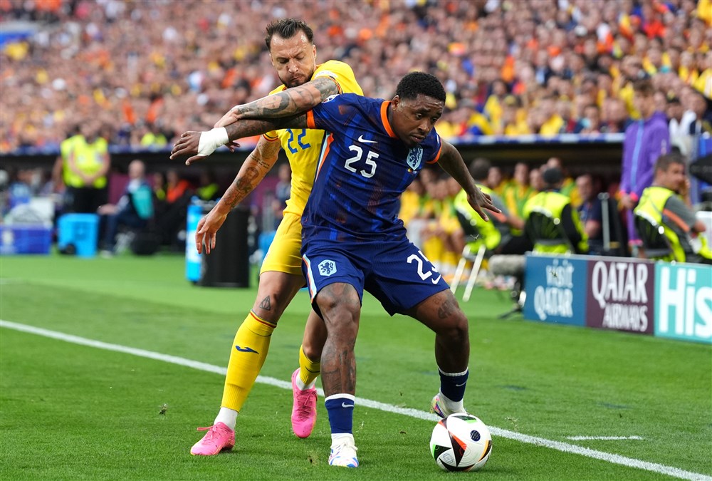 Verwachte Oranje-elf: 'Kan me niet voorstellen dat Koeman het omgooit'