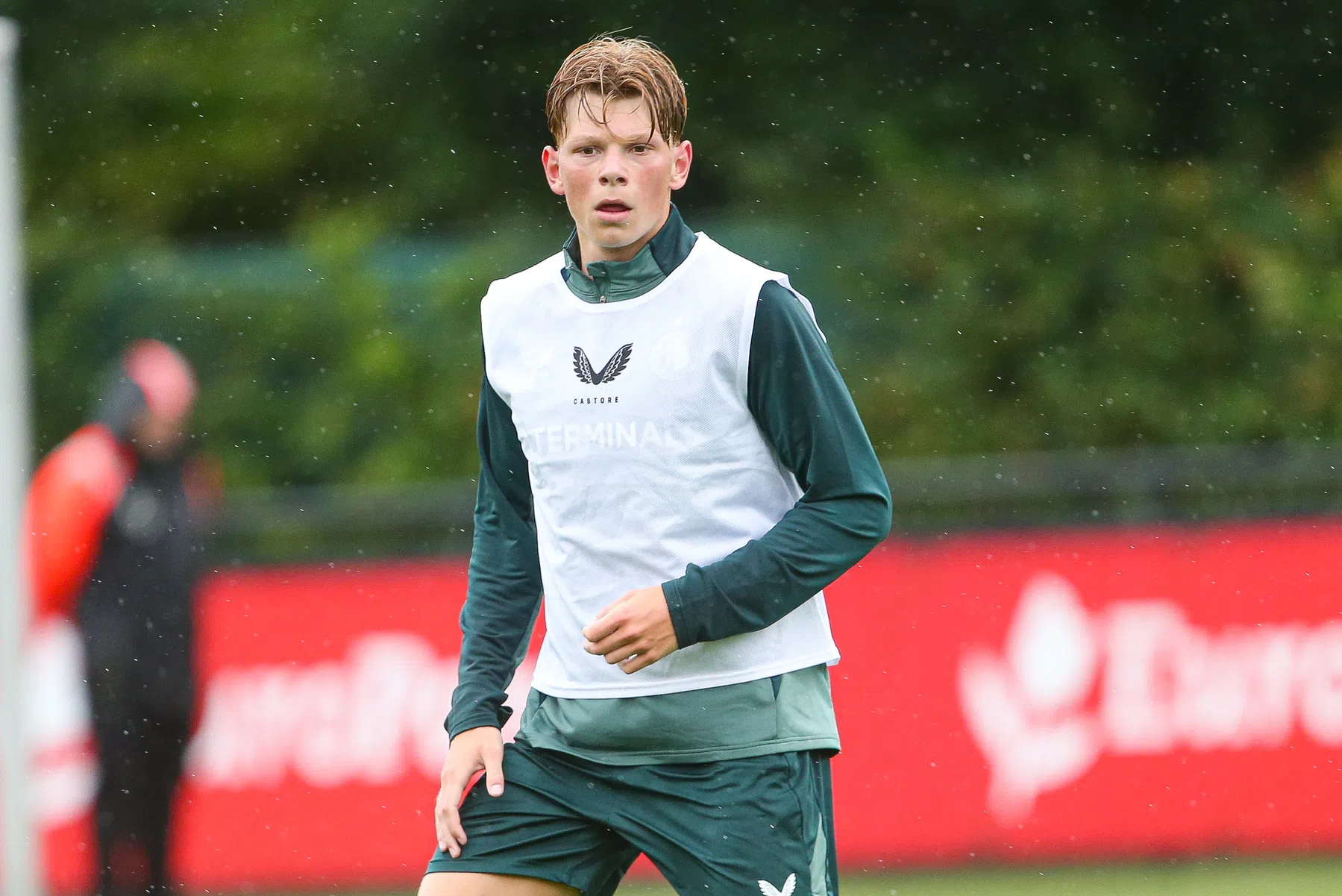 Feyenoord start eerste oefenduel met mix van vertrouwde en nieuwe namen
