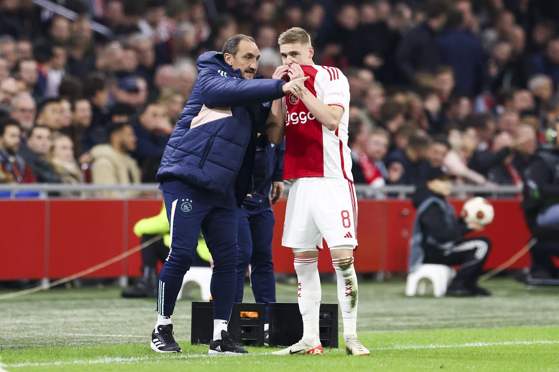 Valkanis in Turkije weer op eigen benen na vertrek bij Ajax