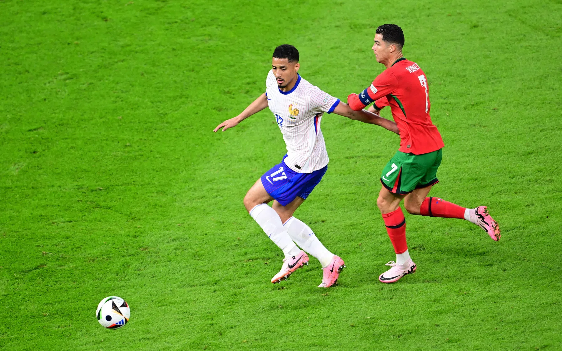 Saliba beste verdediger ter wereld? 'Wisten niet of Ronaldo op het veld stond'