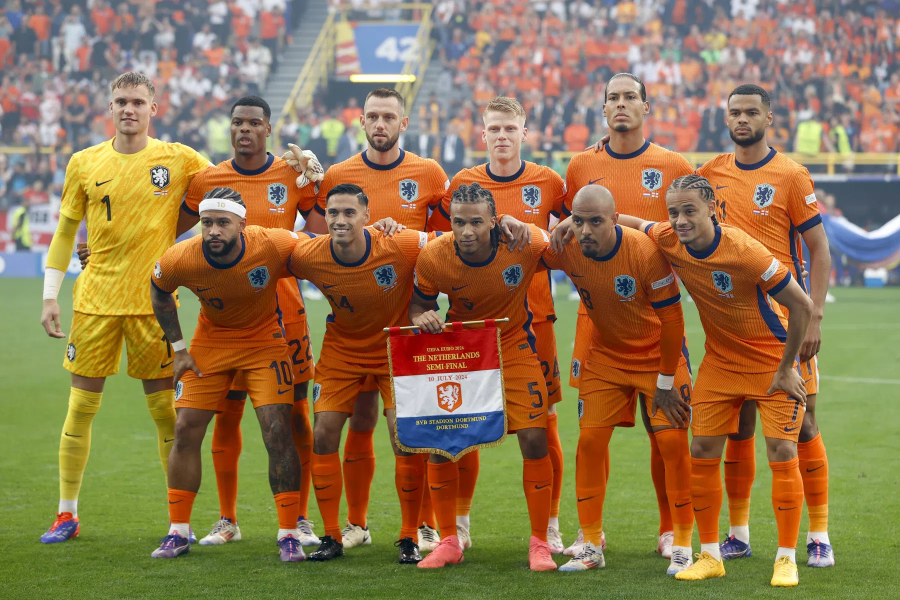 Oranje op Rapport: Schouten blinkt uit, drie onvoldoendes