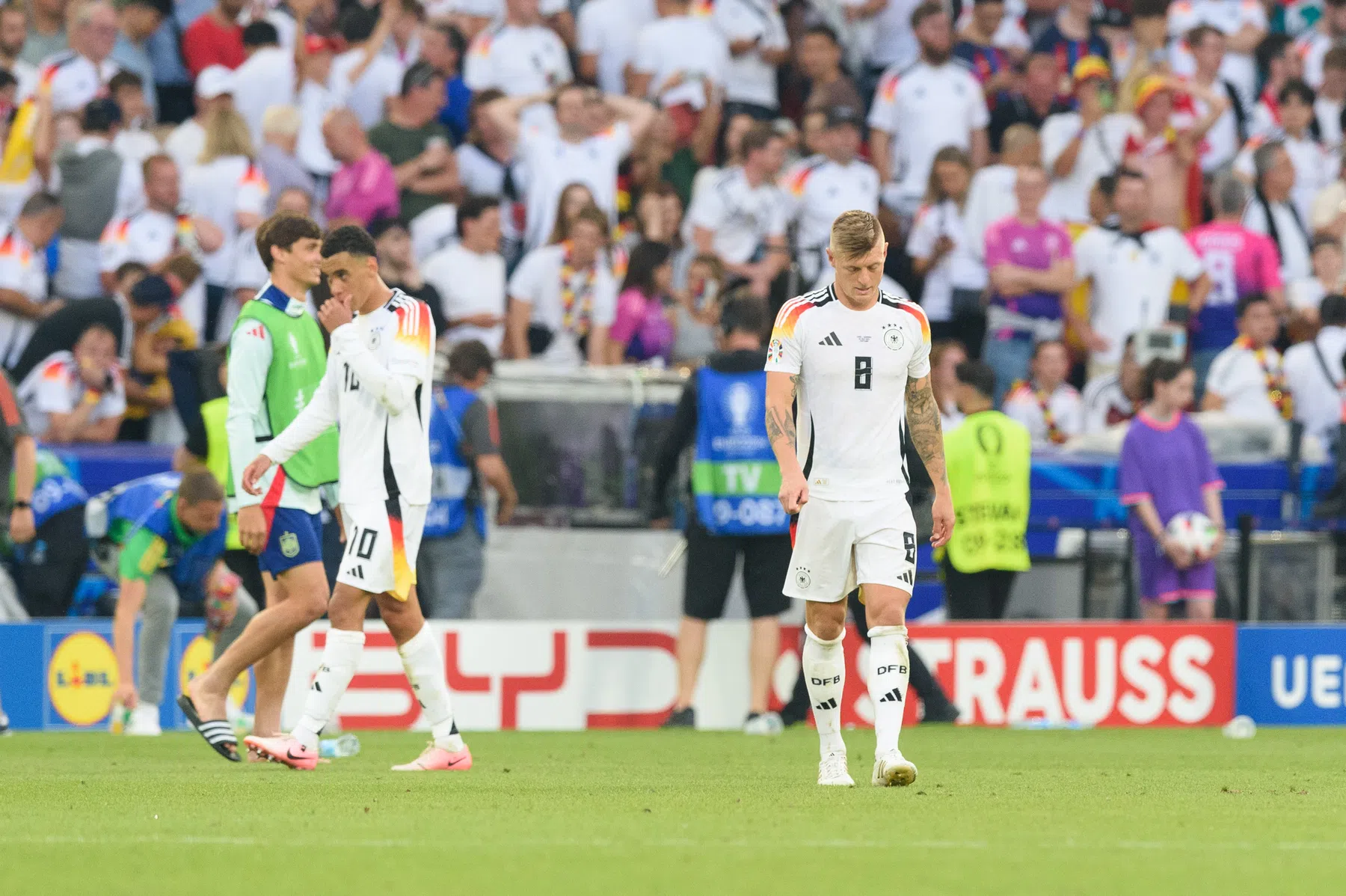 Kroos: 'Ik kan geen stap zetten, over mijn hele lijf doet alles pijn'