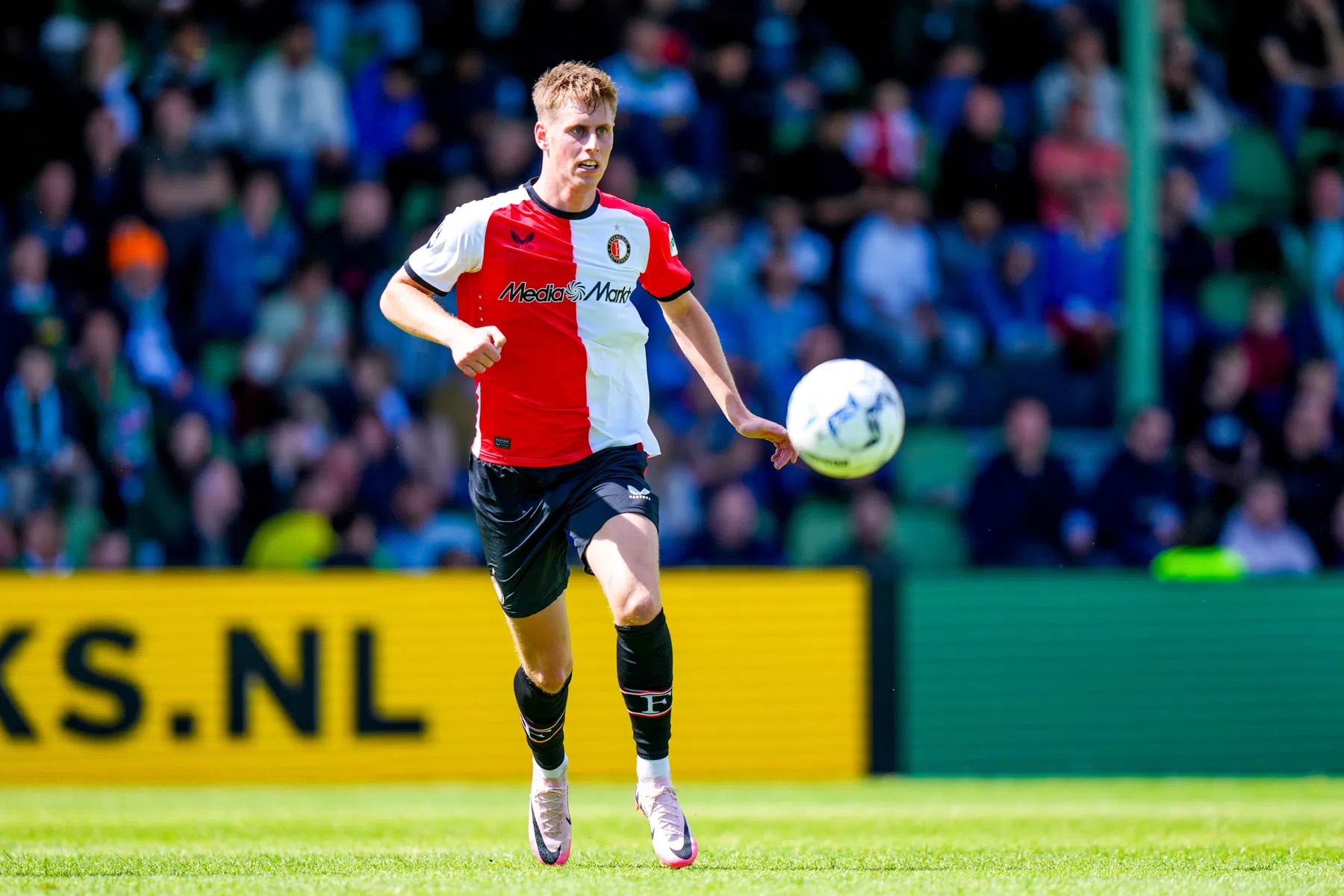 Excelsior haalt jonge spits weg bij Feyenoord