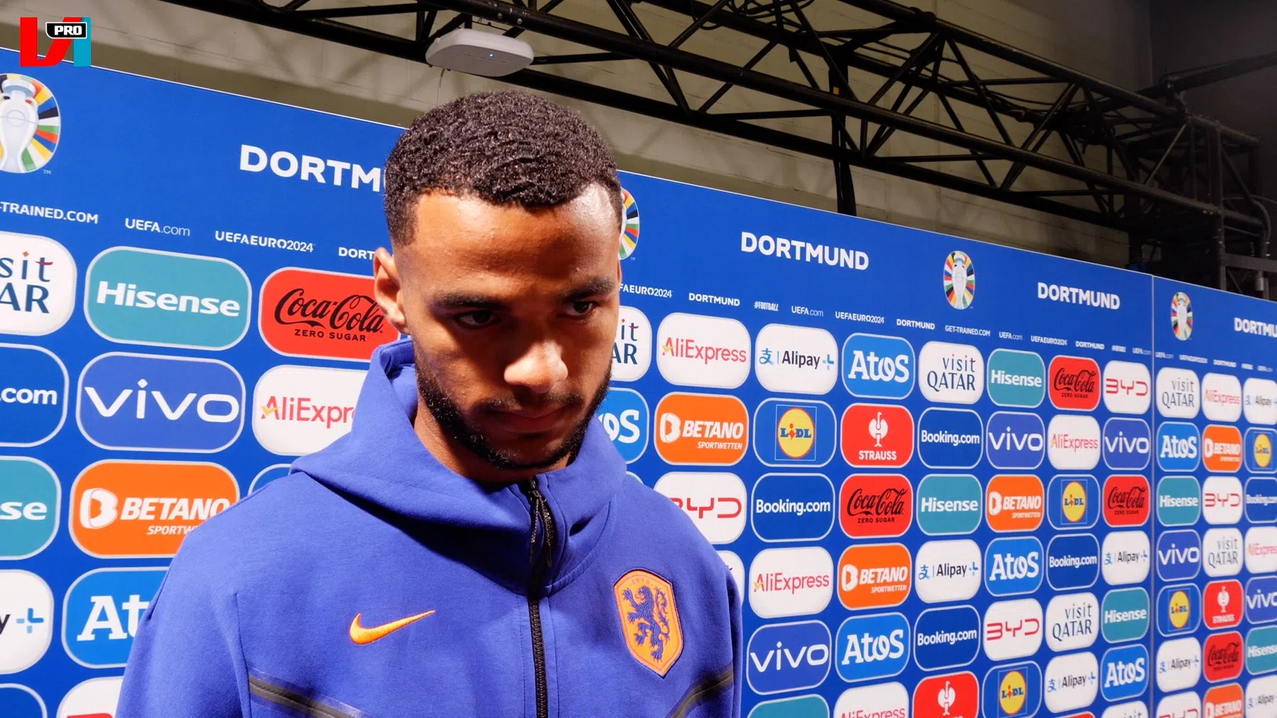 Gakpo: 'Ik hoor van veel mensen dat het geen penalty is'