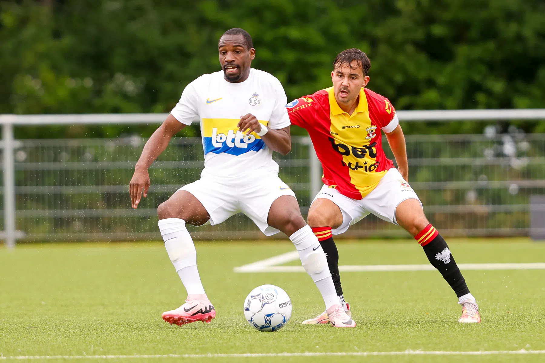 Go Ahead verliest oefenpot ondanks hilarische flater Belgische doelman