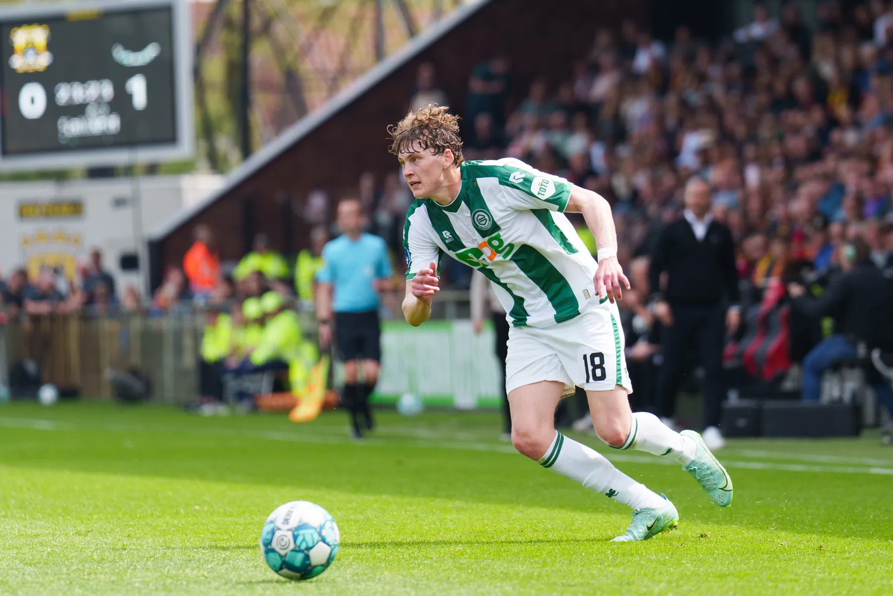 FC Groningen-back Määttä vervolgt zijn carrière boven de poolcirkel