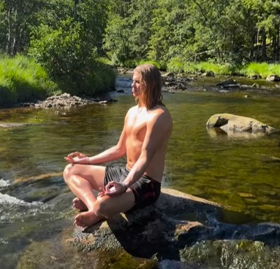 Genoeg gefeest in Marbella: Haaland mediterend gespot in Noorse bossen