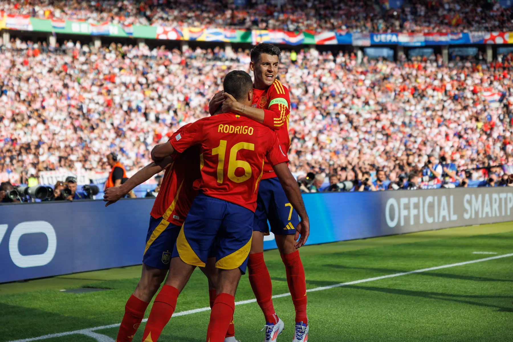 Spanje schudt Duitsland van zich af en is alleenheerser op erelijst EK