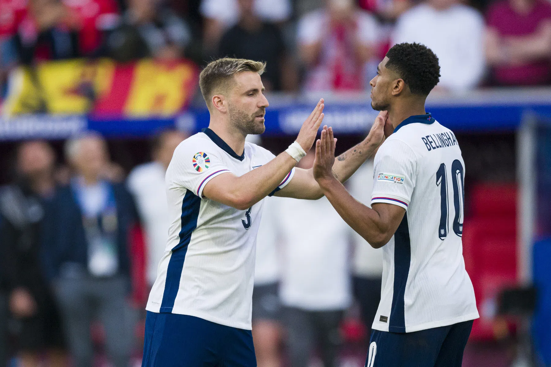 Twee wijzigingen bij Spanje, Shaw start bij Engeland