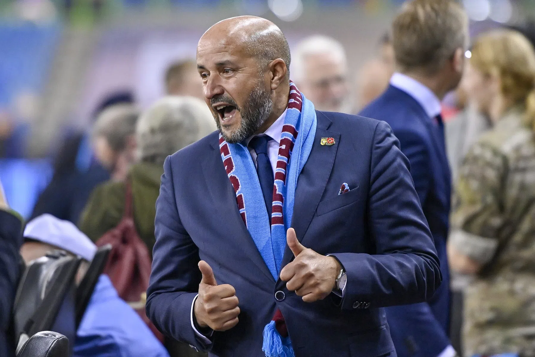 Burgemeester doet oproep aan KNVB: 'Vitesse is bijna thuis, Arnhem hoopt op u' 