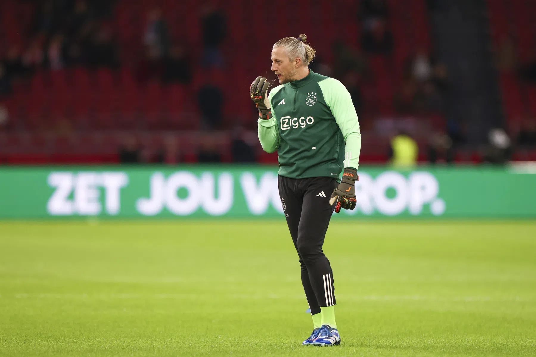 Pasveer motiveert besluit om nog een jaar bij Ajax te blijven
