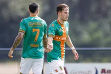 Thumbnail for article: Olden Larsen aast op eerherstel bij NEC: 'Ik moet mijn kans pakken'