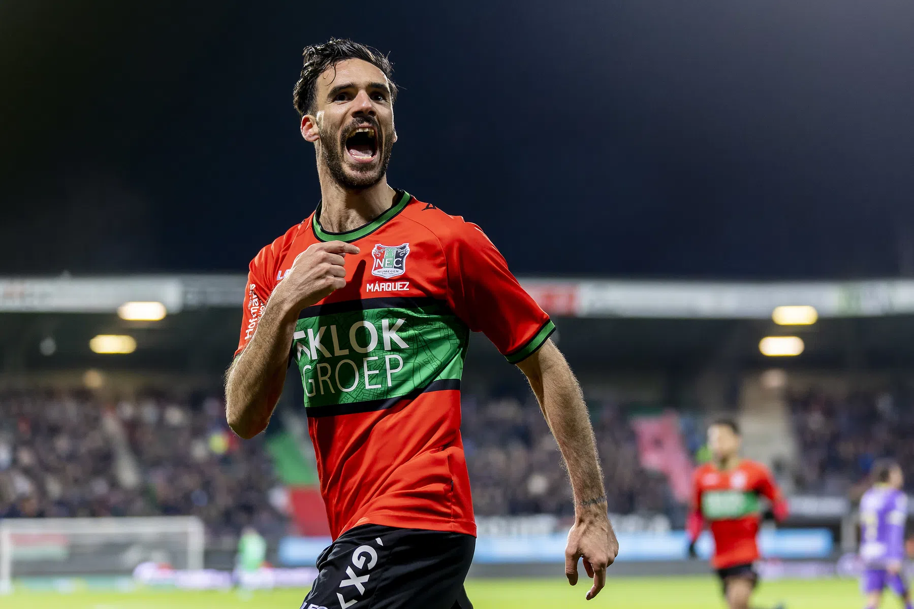 NEC haalt oude bekende Márquez terug