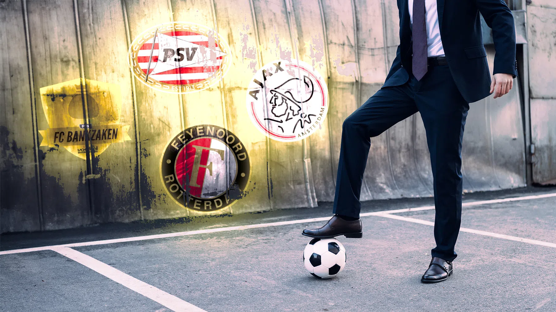 FC Bankzaken: dit verdienen de voetbalbobo's in Nederland