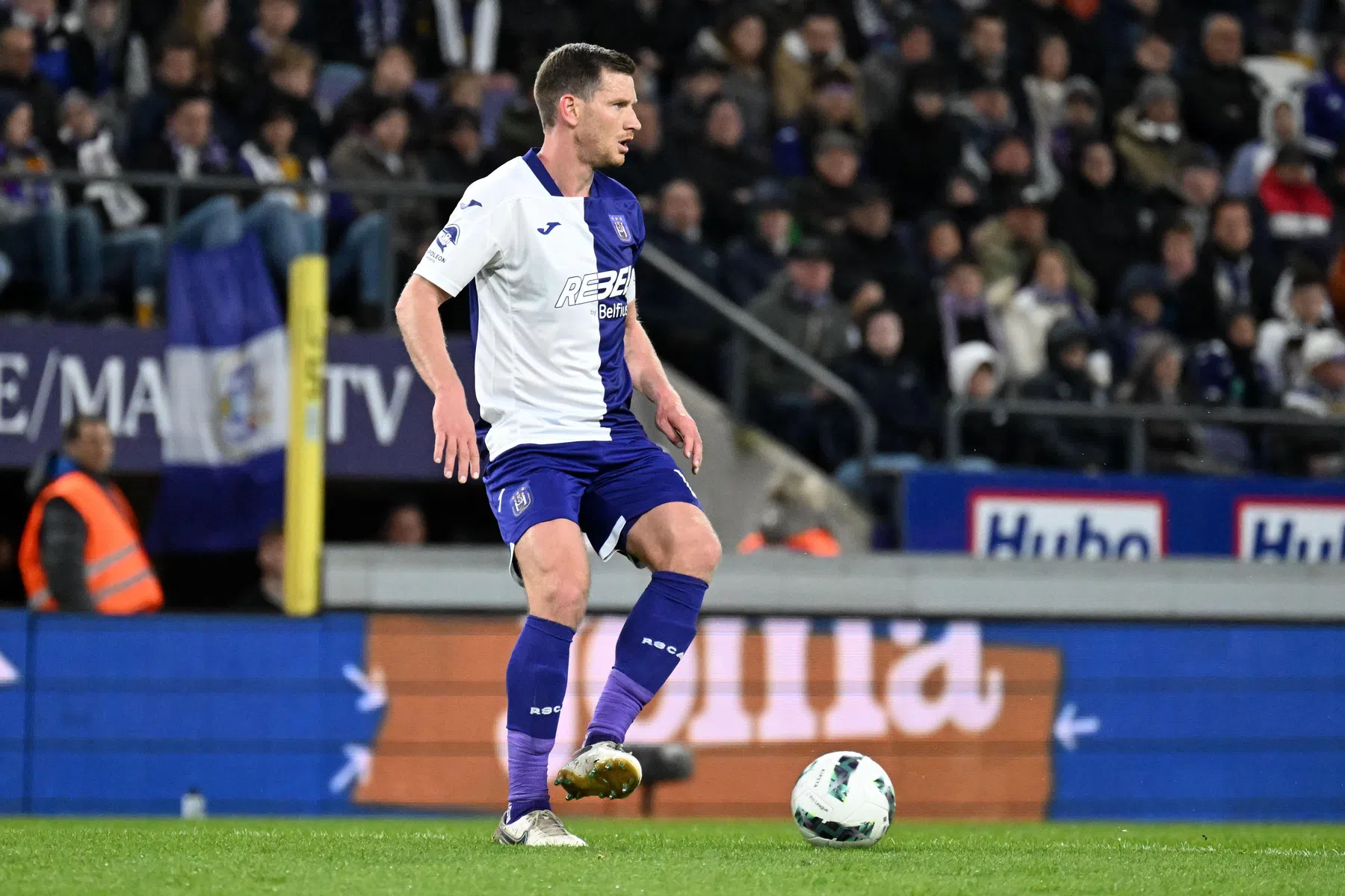 Vertonghen komt met boodschap voor fans in paginagrote advertentie