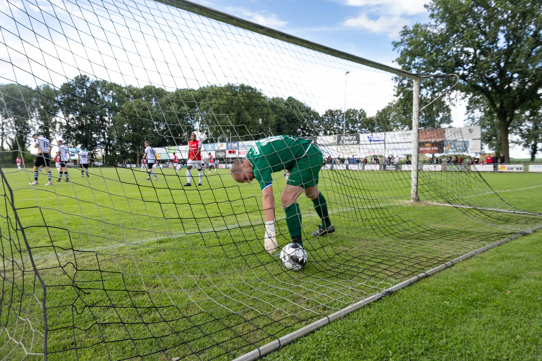 Het scorebord kan MVV niet bijhouden: 'Heb verdomme weer twee man' 