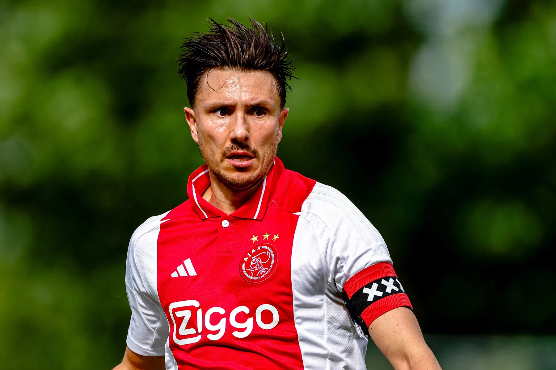 Berghuis moet jeugdig Ajax bij de hand nemen tegen Al-Wasl
