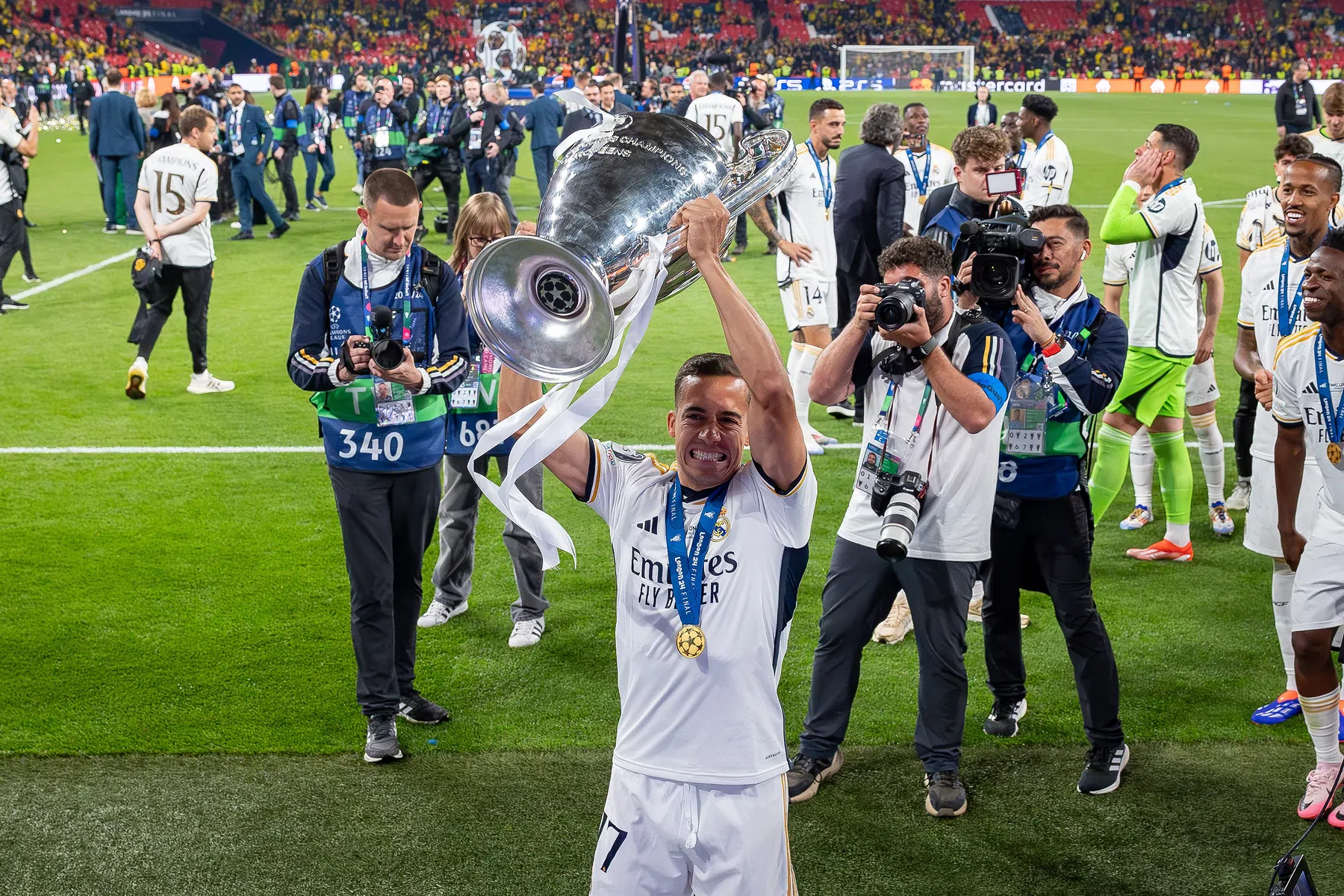 Drukke week Real Madrid: kind van de club blijft nog een jaar