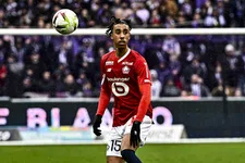 Thumbnail for article: Met Leny Yoro winkelt Manchester United in de buitencategorie 