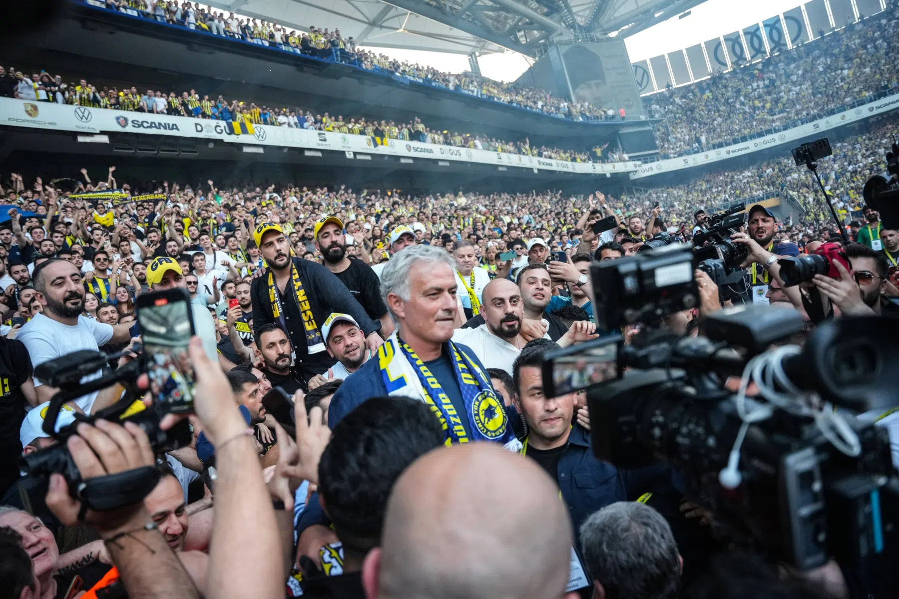 Een bad vol passie voor Mourinho: klaar om het Turkse voetbal op te schudden