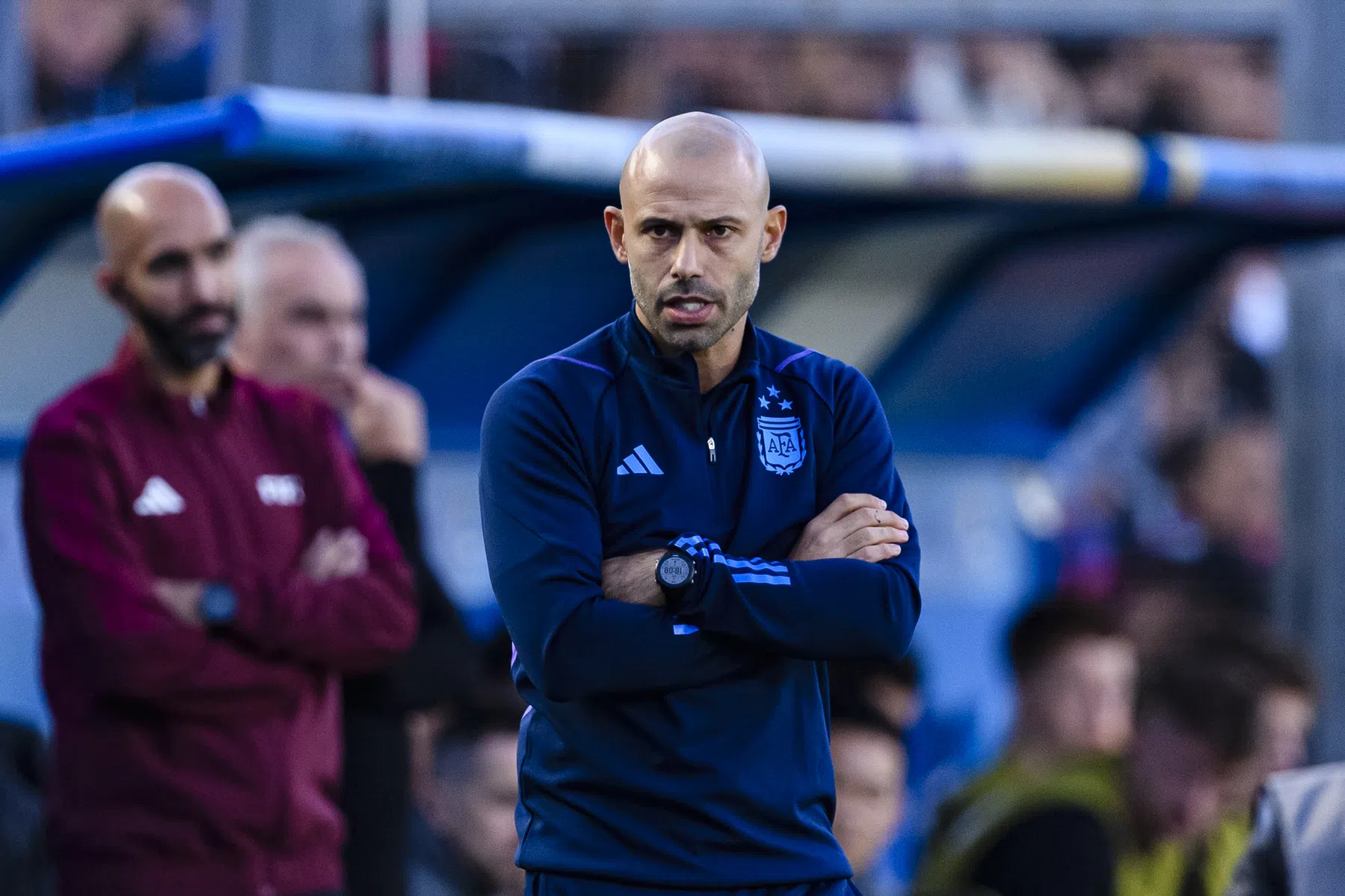 Mascherano belicht andere kant racisme-rel, excuses Messi geëist