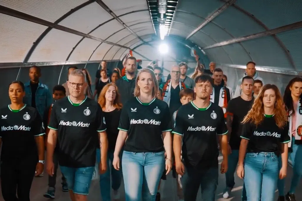 Feyenoord viert verjaardag met lancering nieuw uittenue