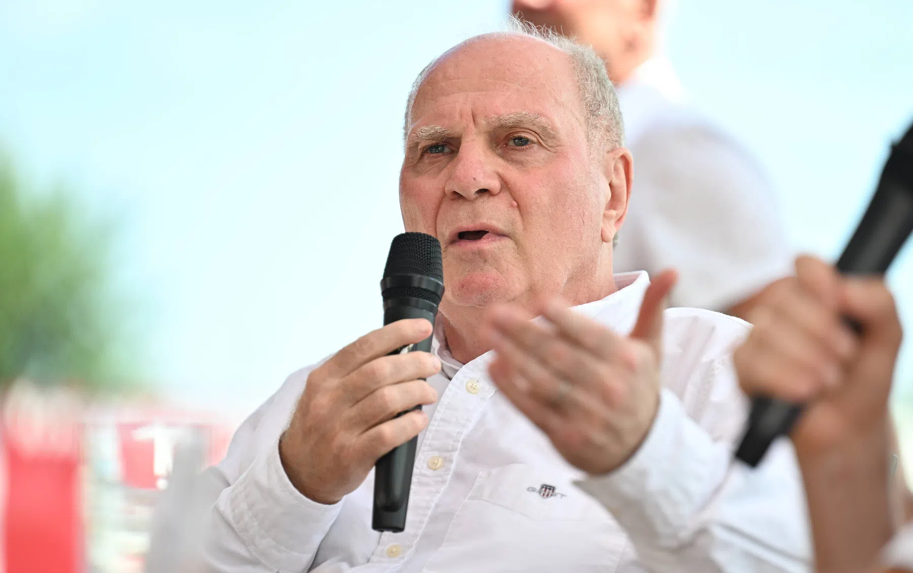 Bayern München is even uitgeraasd: 'We hebben hier geen geldschieter'