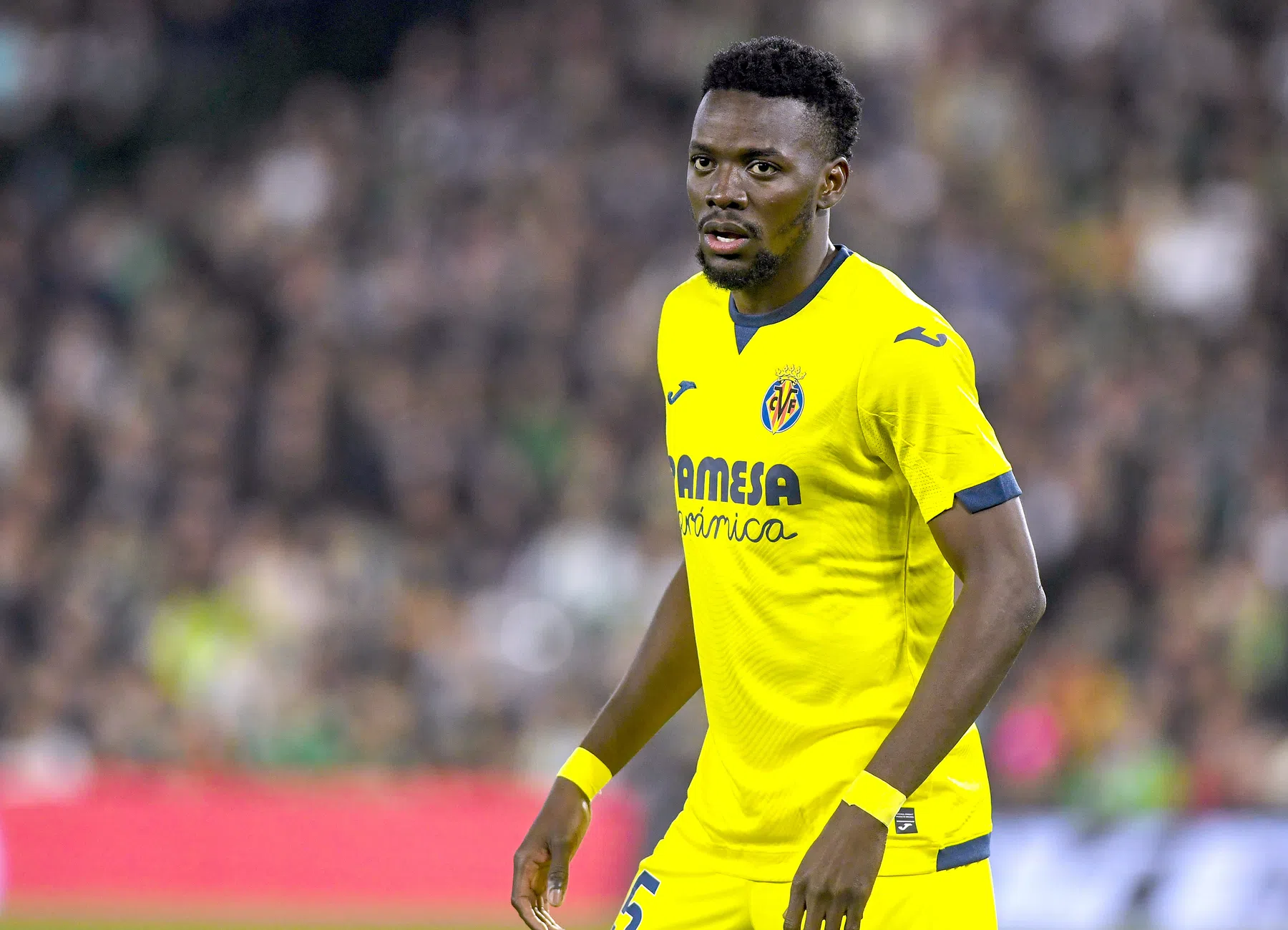 Goed nieuws voor Ajax: Traoré speelgerechtigd voor duels met Vojvodina