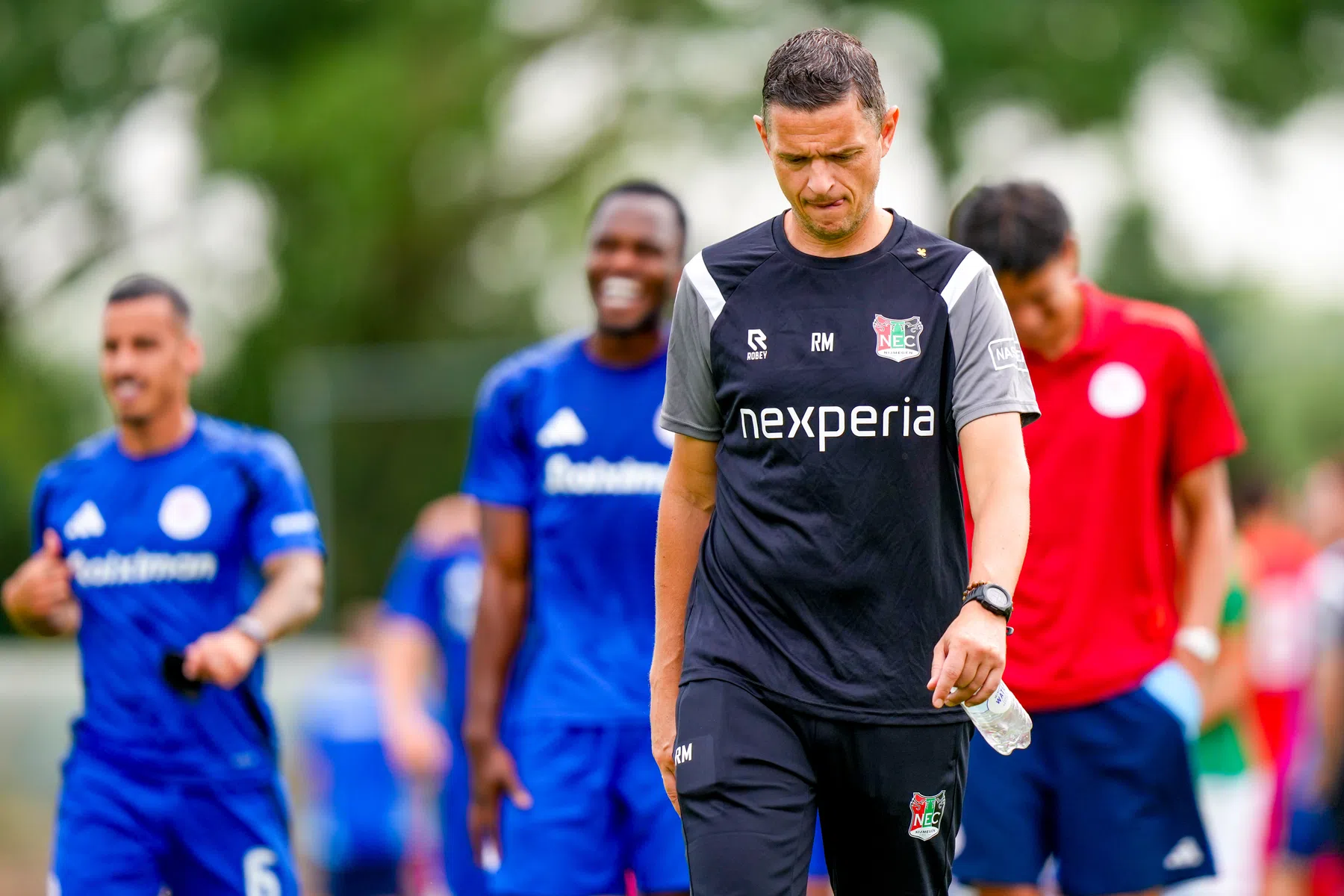 NEC heeft een probleem: 'We hebben geen spits'