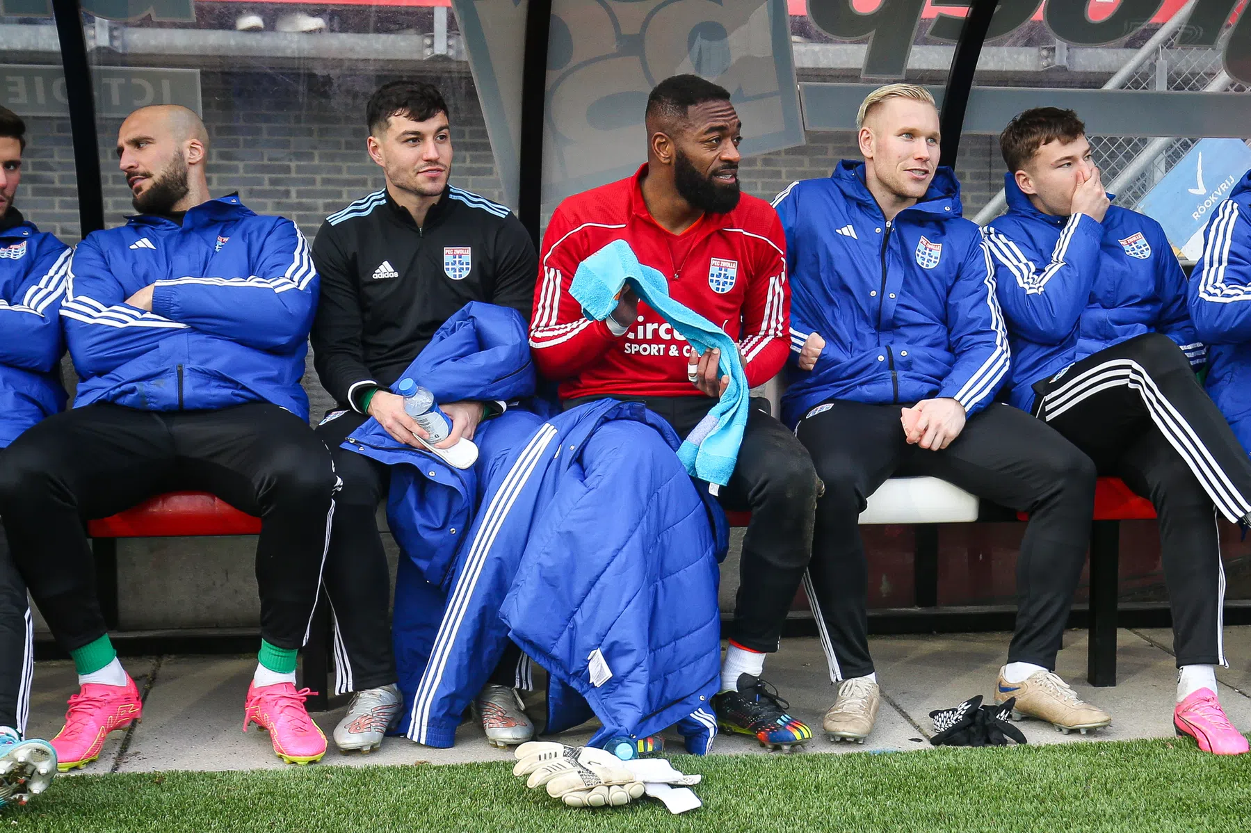 De lach van Kenneth Vermeer verdwijnt niet door een reserverol