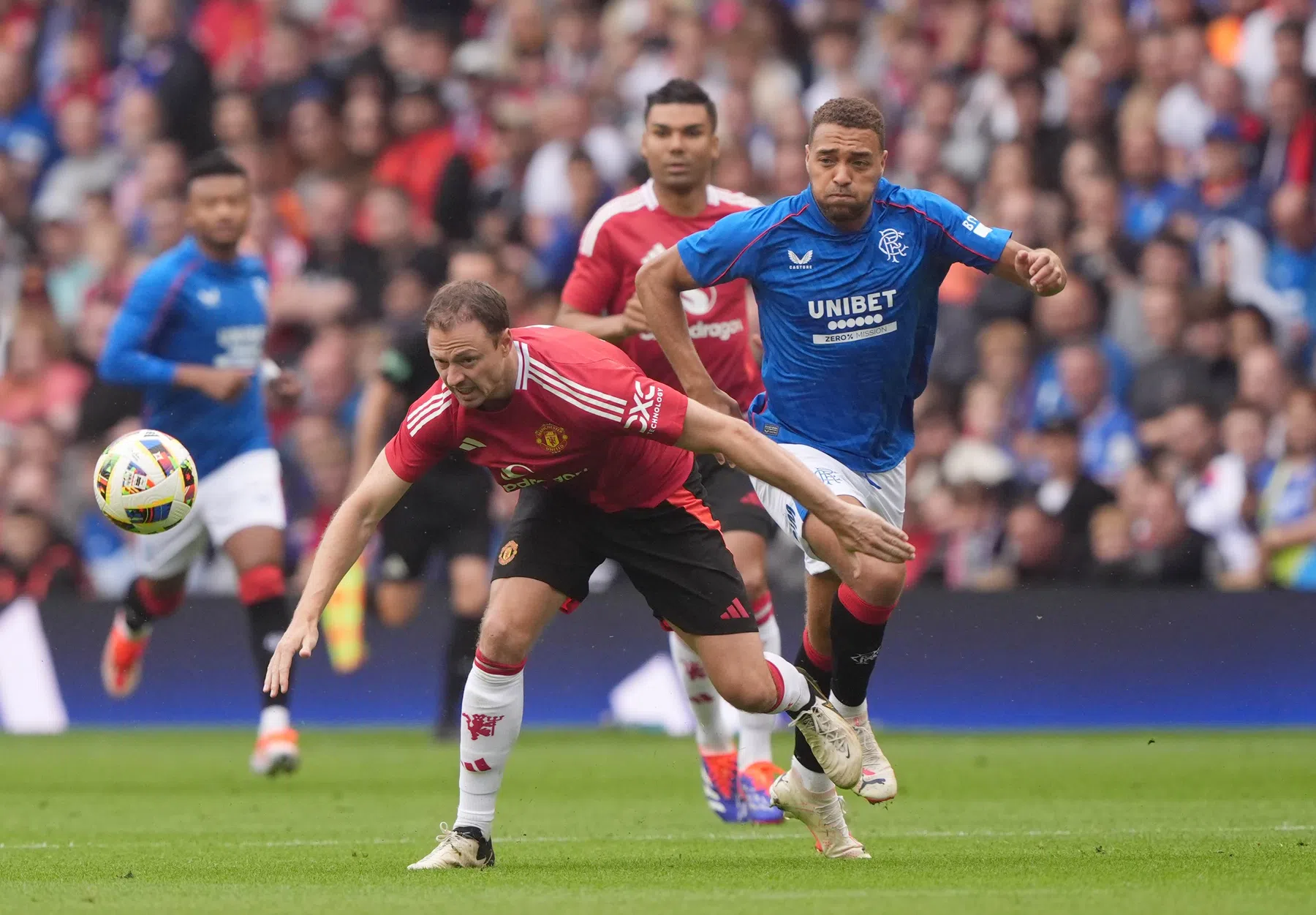 Evans leeft mee met slachtoffers rigoureuze ontslagronde bij Man Utd