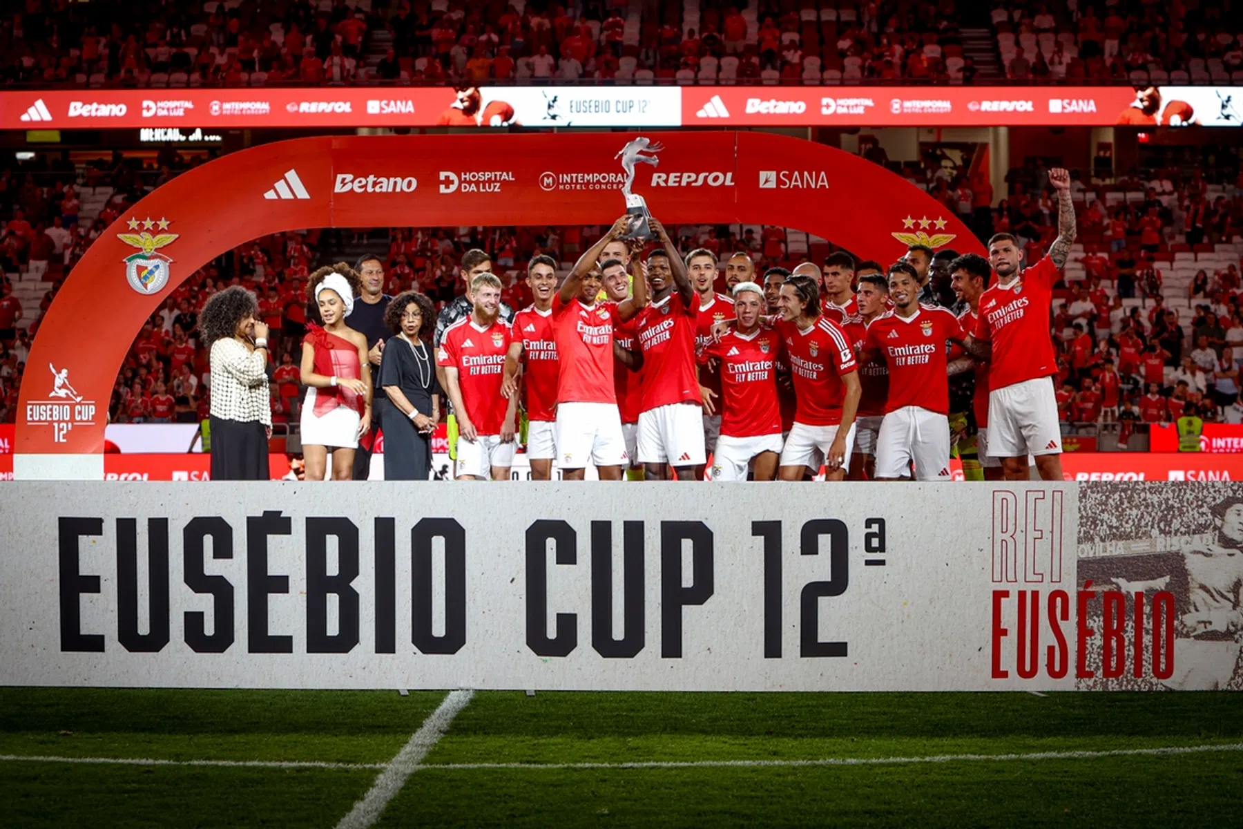 Oorwassing maakt tongen los: 'Feyenoord wist niet wat hen overkwam'