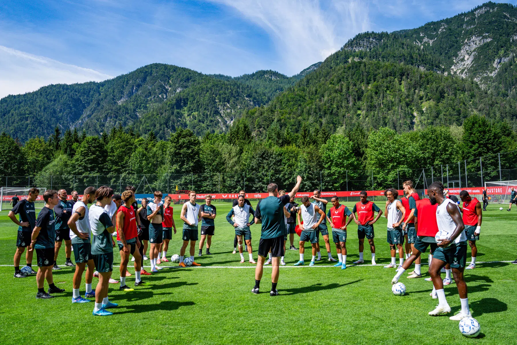 Waarom Farioli en Priske symbool staan voor de verfrissing in trainersland