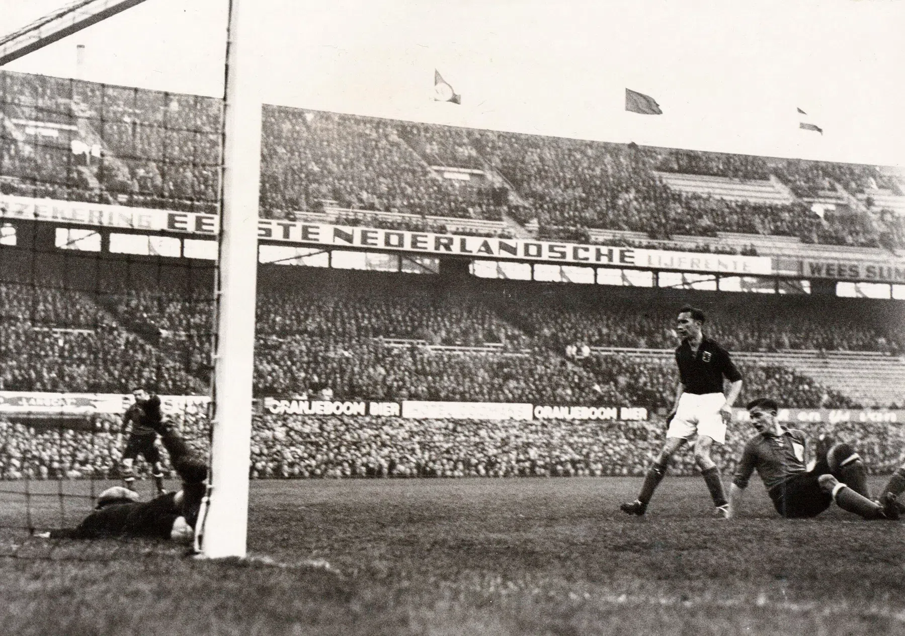 Het verhaal achter de Oranje-midvoor die al 87 jaar recordhouder is