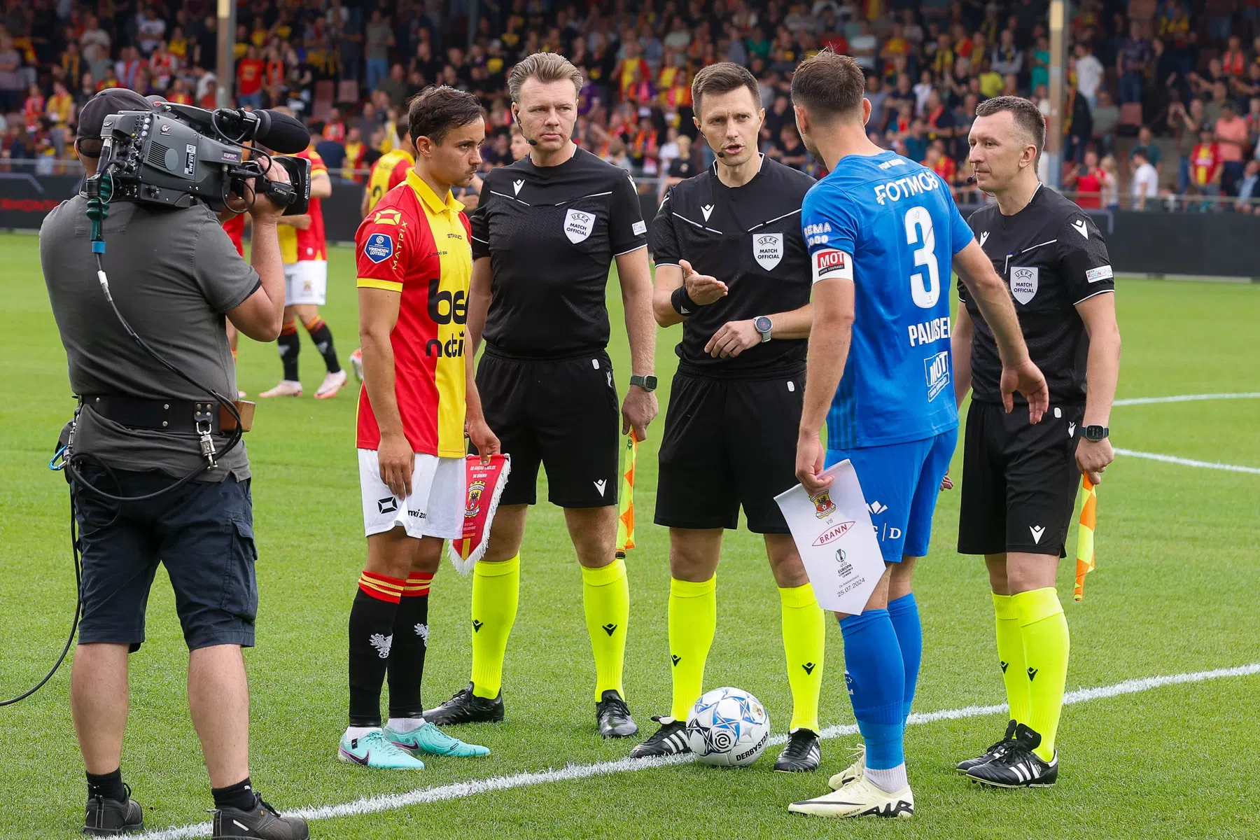 Op welke dag speelt SK Brann tegen Go Ahead en hoe laat is de aftrap?