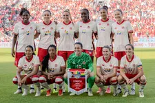 Thumbnail for article: Zes punten aftrek na spionage deert Canada niet op de Spelen