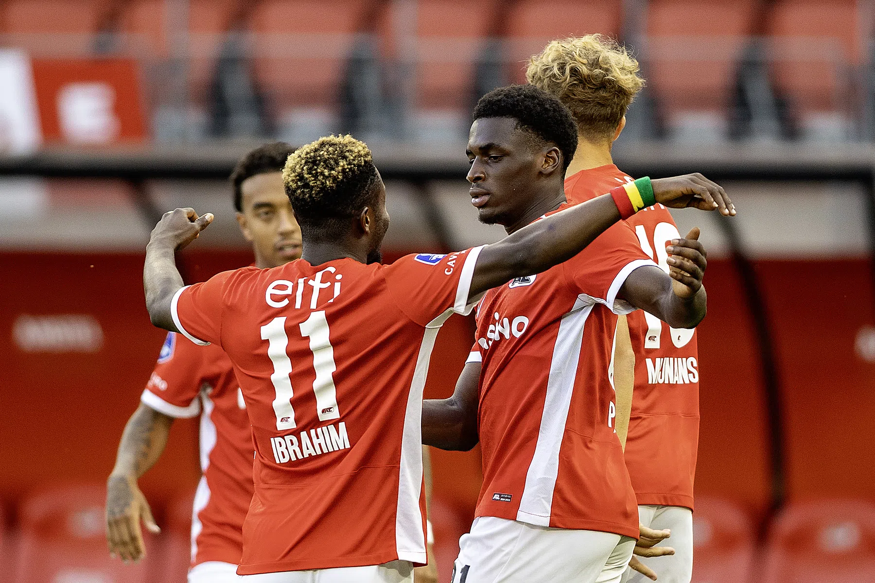 AZ kan vroeg hoogtepunt niet omzetten in oefenzege