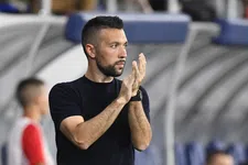 Thumbnail for article: Farioli ziet op specifiek vlak al verbetering bij Ajax