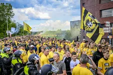 Thumbnail for article: Vitesse krijgt geweldig nieuws en lijkt gered van ondergang