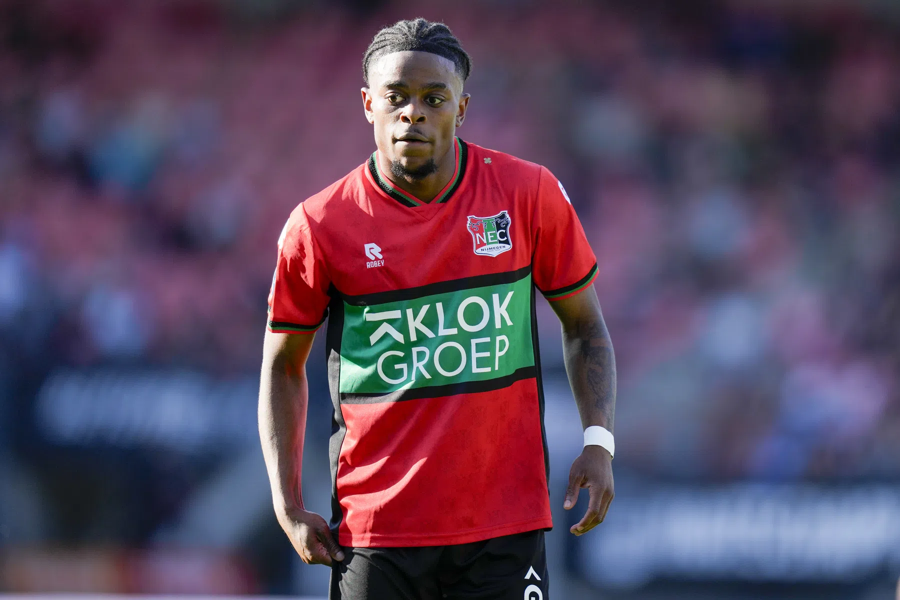Engelse belangstelling voor NEC-aanvaller Hansen