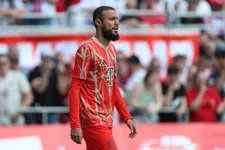 Thumbnail for article: Nog geen done deal: United-doelwit Mazraoui wint met Bayern München